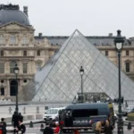 19_10_2025-louvre-museum-(1)-1760877323989